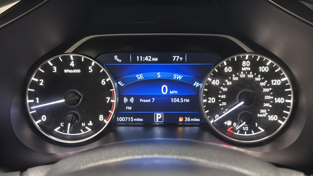 Used 2015 Nissan Murano SL w/ SL Technology Package AWD/4WD image 17