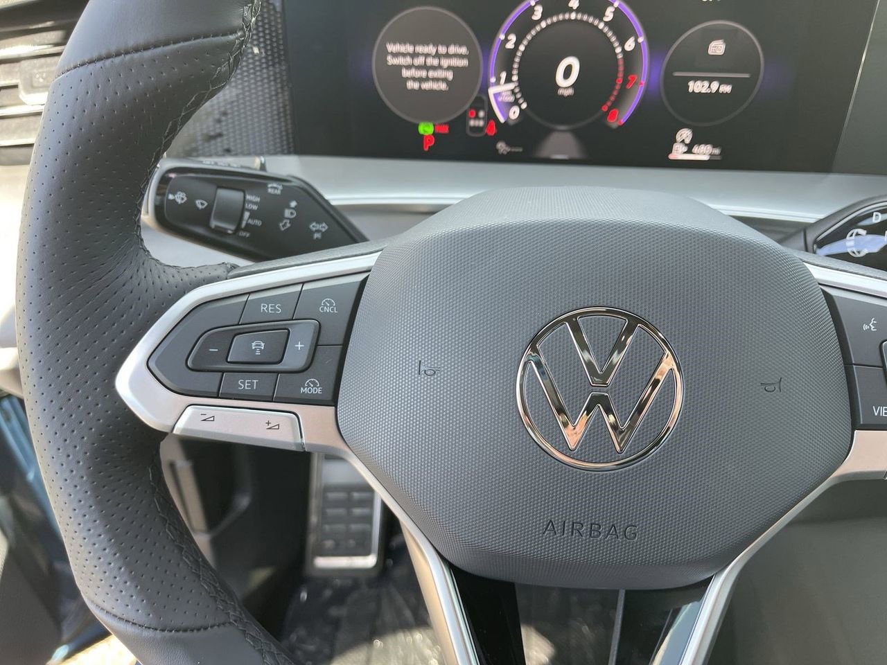 New 2026 Volkswagen Tiguan SE R-Line FWD image 20