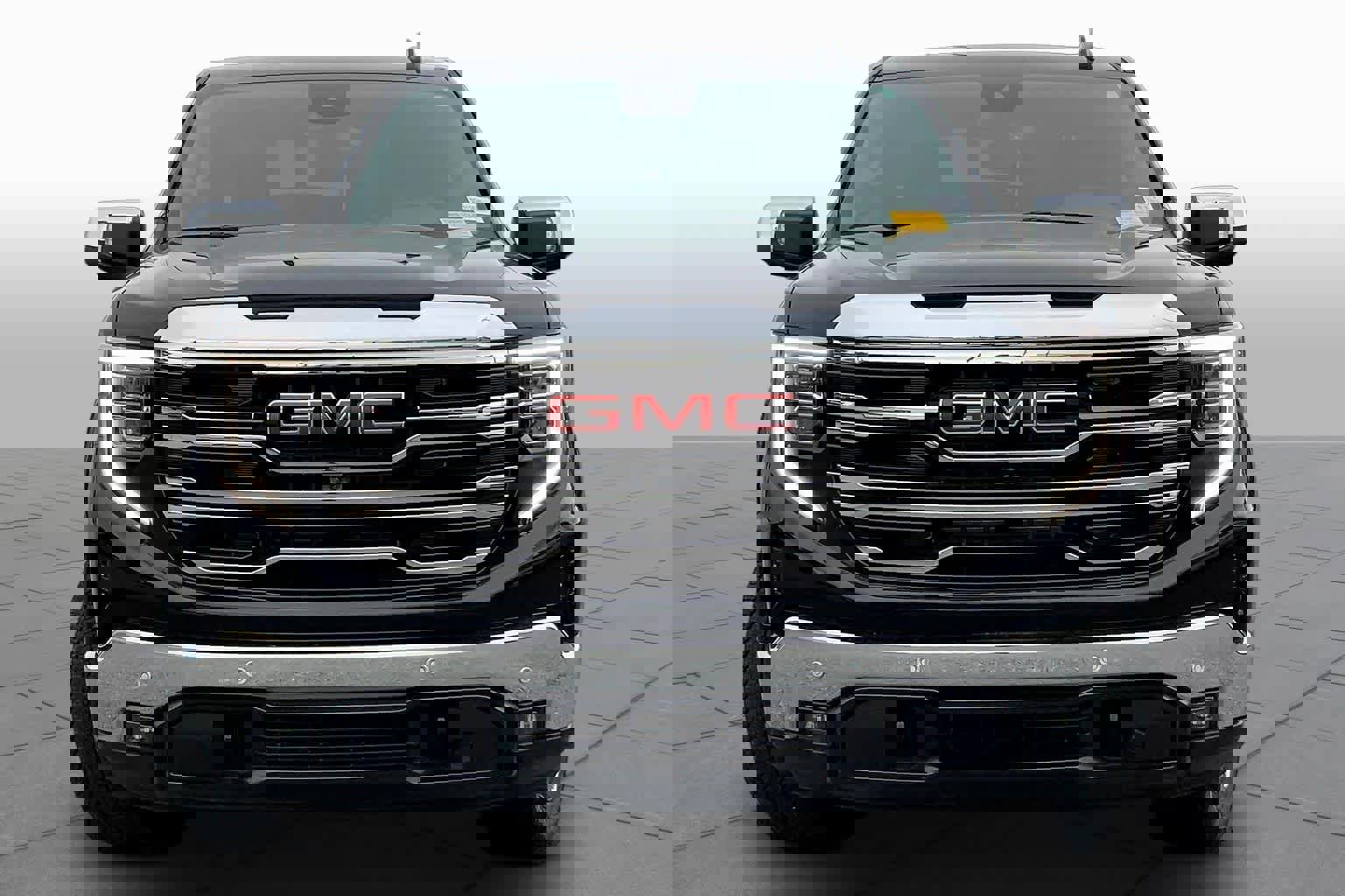 Used 2025 GMC Sierra 1500 SLT w/ SLT Premium Plus Package image 4