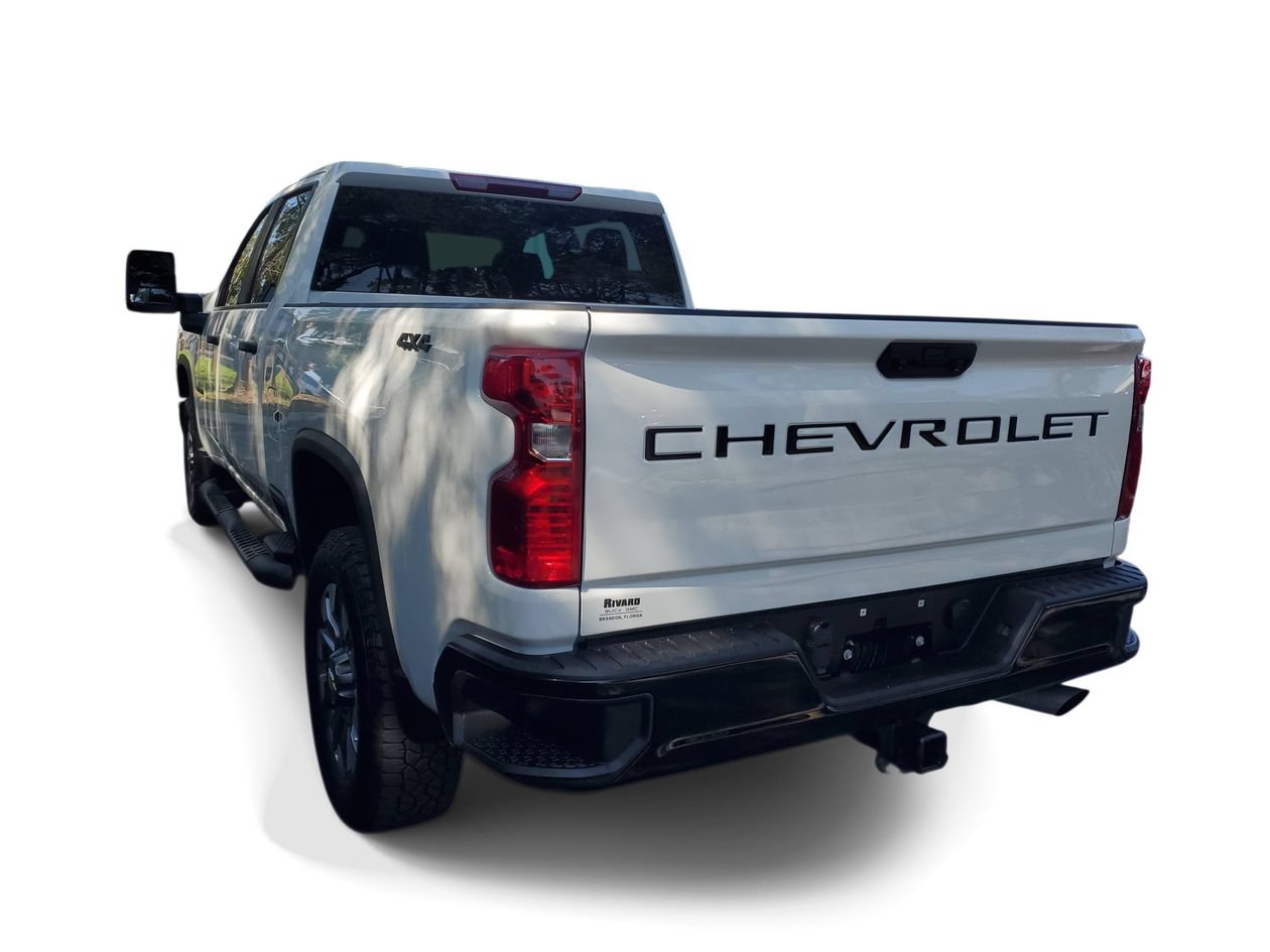 Used 2025 Chevrolet Silverado 2500 Custom w/ Custom Convenience Package AWD/4WD image 3