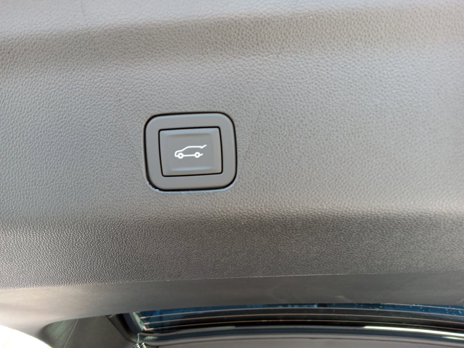 New 2026 Cadillac Escalade ESV Sport image 29