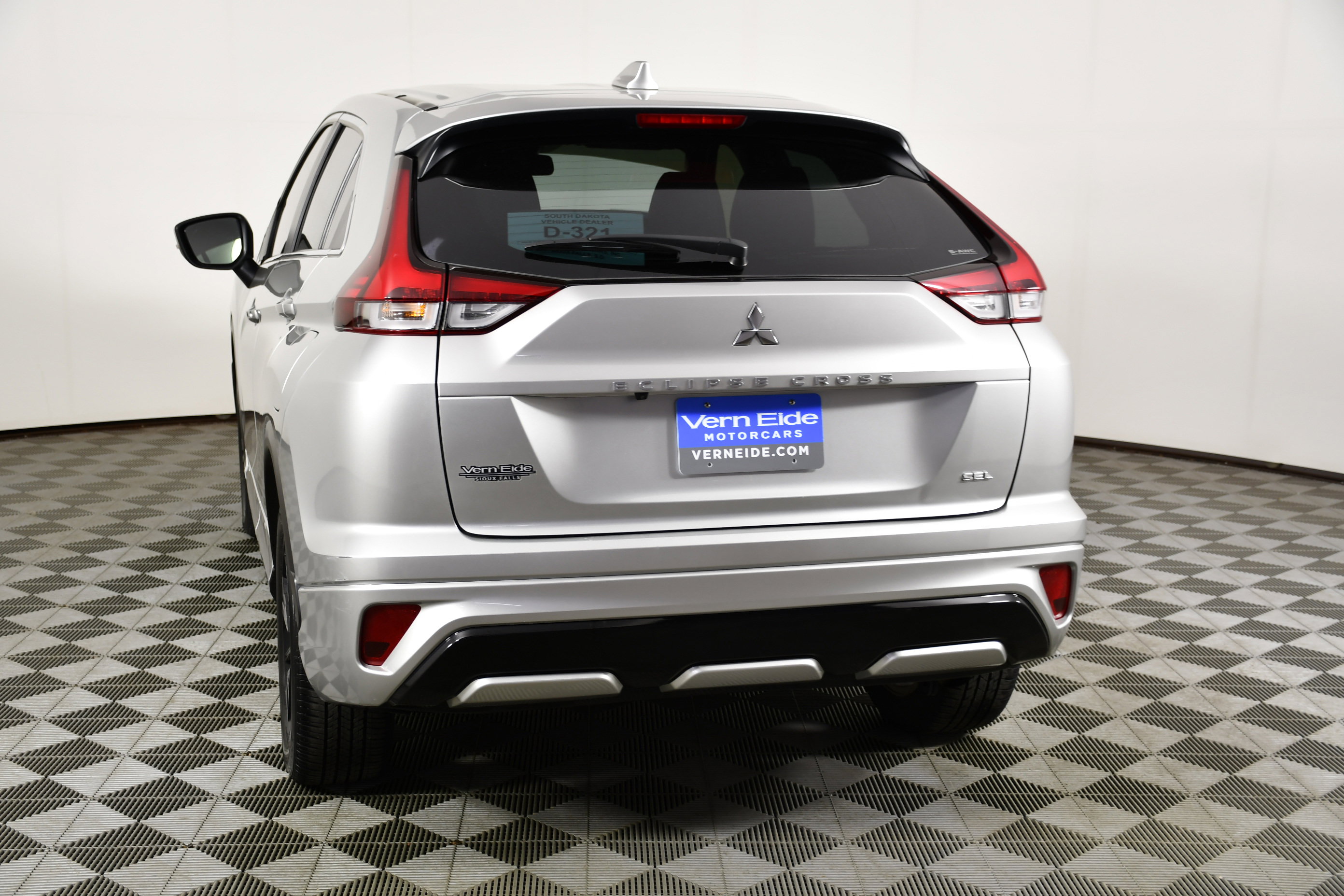 Used 2023 Mitsubishi Eclipse Cross SEL AWD/4WD image 7