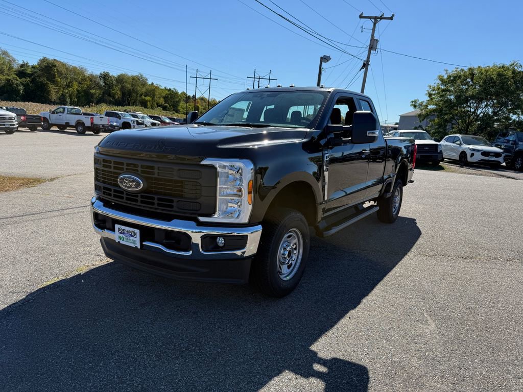 New 2026 Ford F250 XL w/ FX4 Off-Road Package image 12