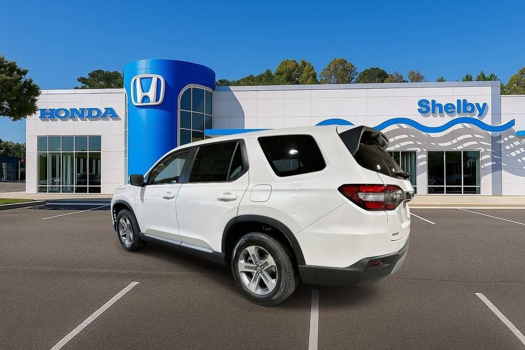 New 2025 Honda Pilot EX-L image 5
