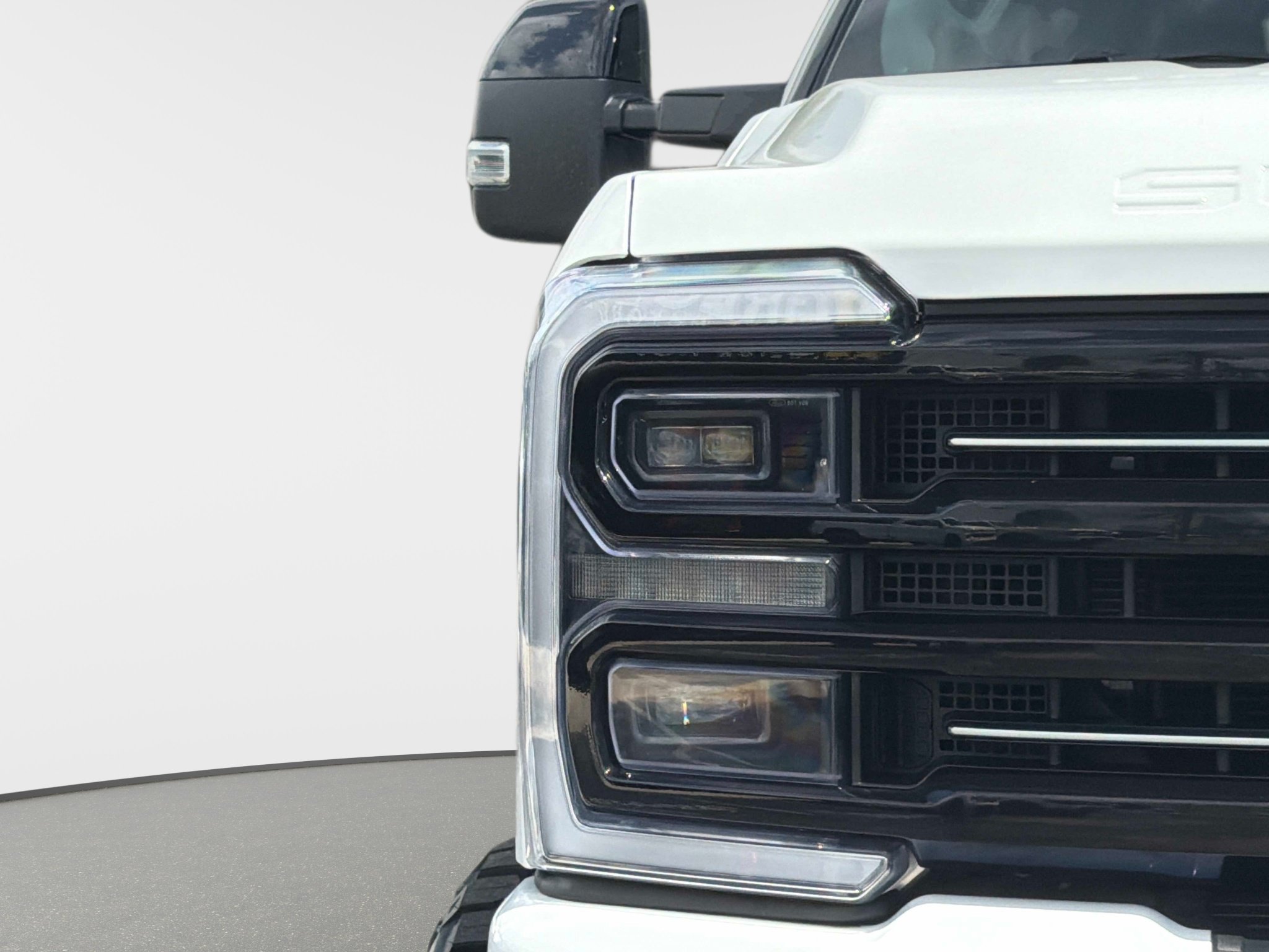 Used 2025 Ford F250 Platinum AWD/4WD image 13