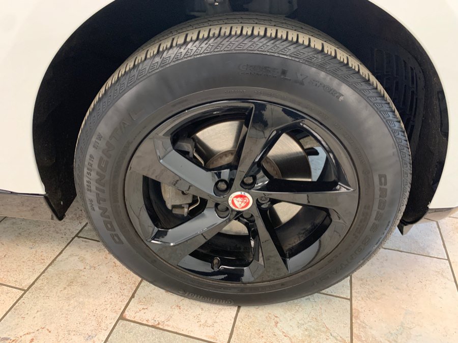 Used 2023 Jaguar F-PACE S AWD/4WD image 11