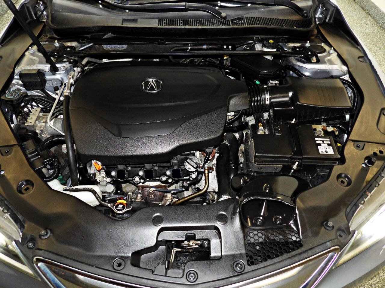 Used 2015 Acura TLX V6 w/ Technology Package image 24