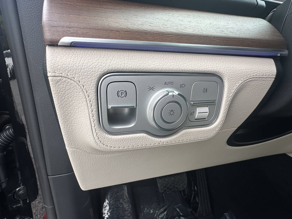 New 2026 Mercedes-Benz GLE 580 4MATIC image 36