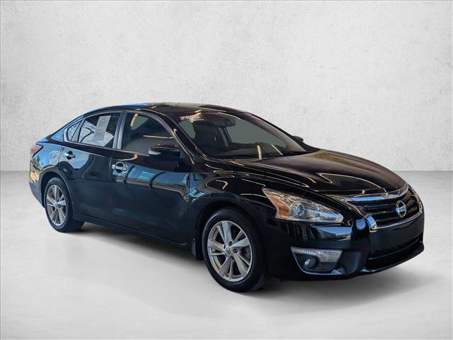Used 2015 Nissan Altima 2.5 SV w/ Convenience Package image 3