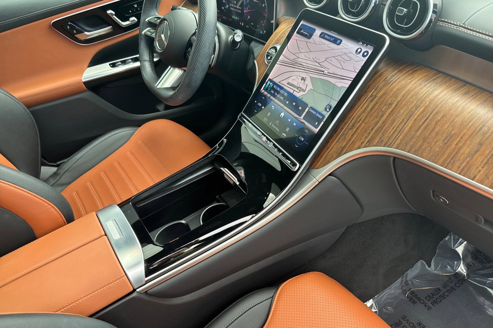 Certified 2023 Mercedes-Benz GLC 300 4MATIC image 33