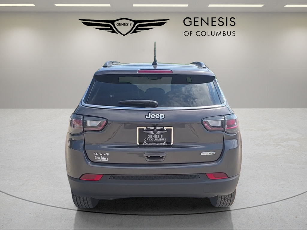 Used 2023 Jeep Compass Latitude w/ Sun and Sound Group AWD/4WD image 4