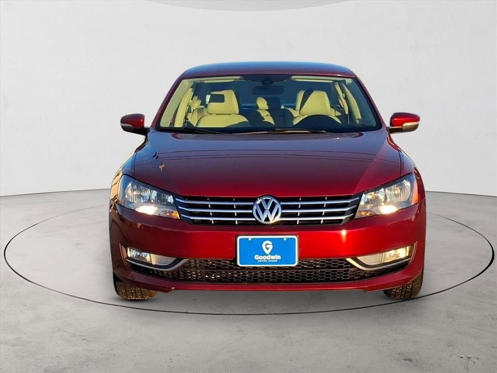 Used 2015 Volkswagen Passat 1.8T Limited Edition image 3