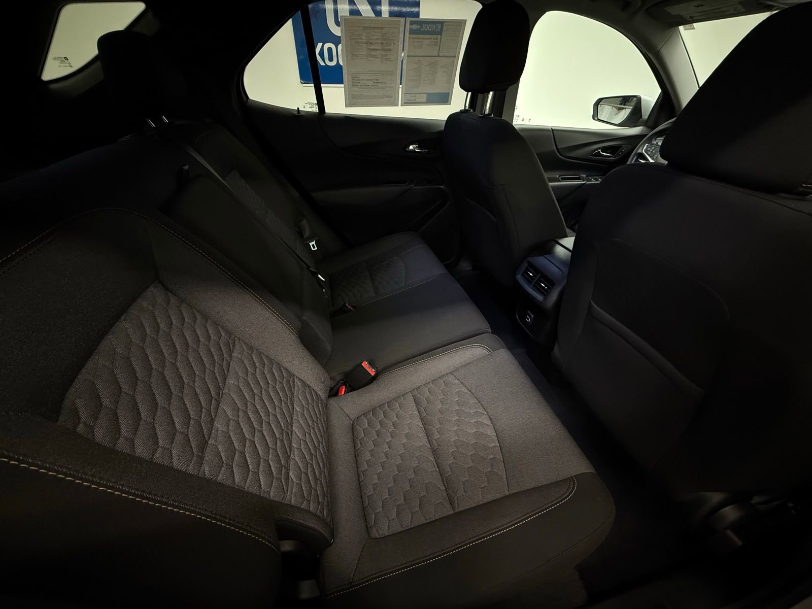 Used 2021 Chevrolet Equinox LT image 6