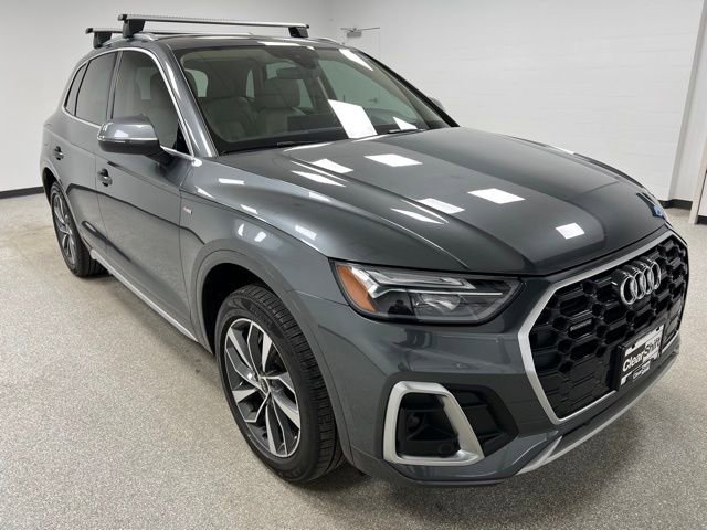 Used 2022 Audi Q5 2.0T Premium Plus image 2