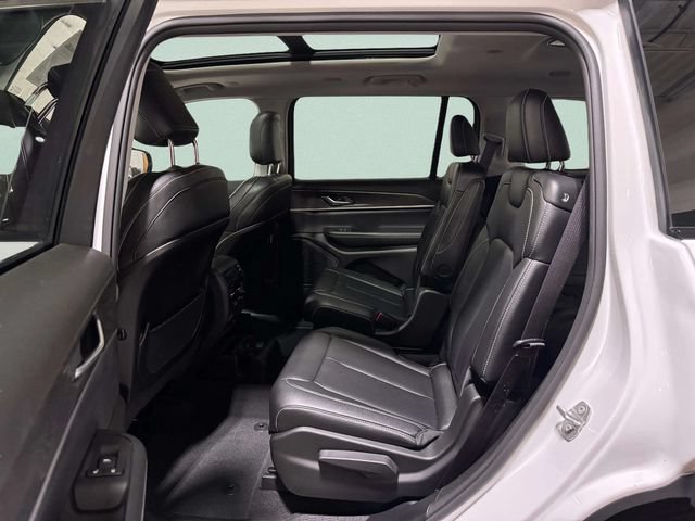 Used 2023 Jeep Grand Cherokee L Limited AWD/4WD image 26
