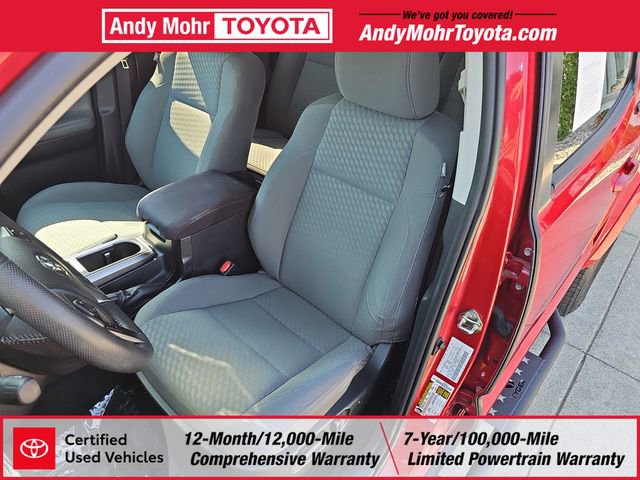 Certified 2020 Toyota Tacoma SR5 w/ Blackout Package AWD/4WD image 10