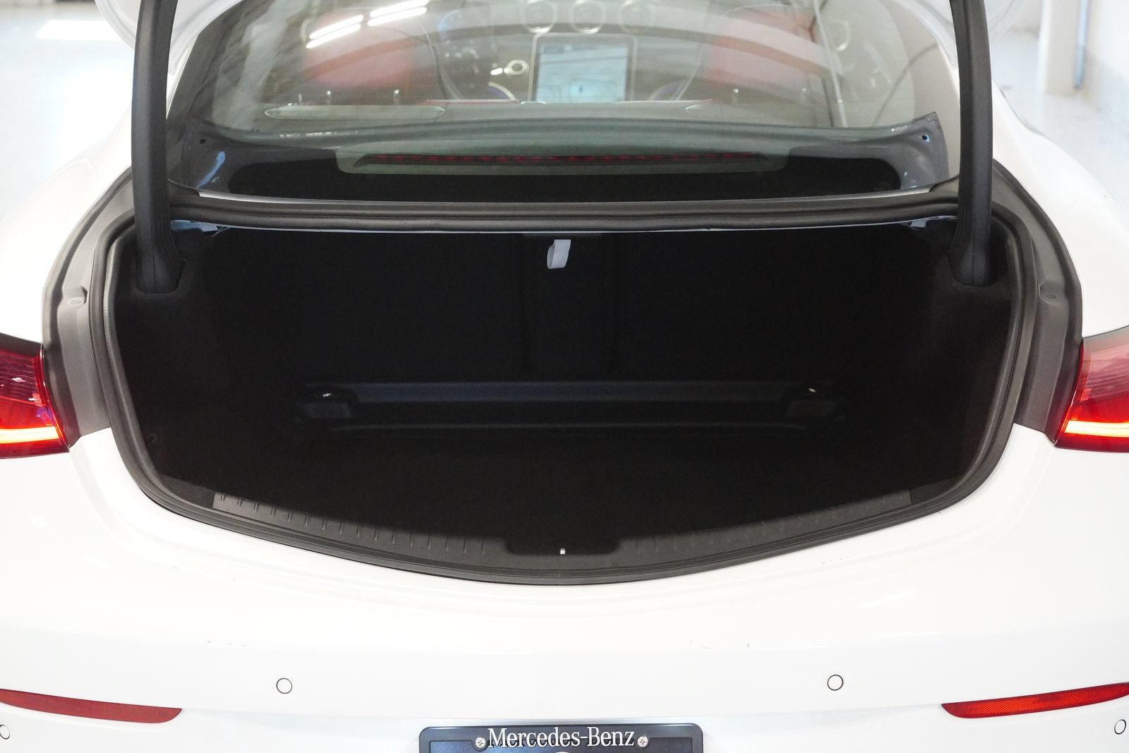 Used 2025 Mercedes-Benz CLE 53 AMG 4MATIC Coupe image 32