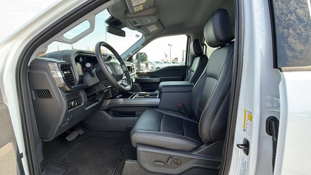 New 2026 Ford F350 Lariat w/ FX4 Off-Road Package image 34