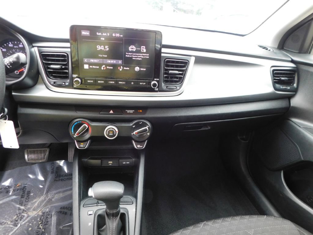 Used 2022 Kia Rio LX image 30