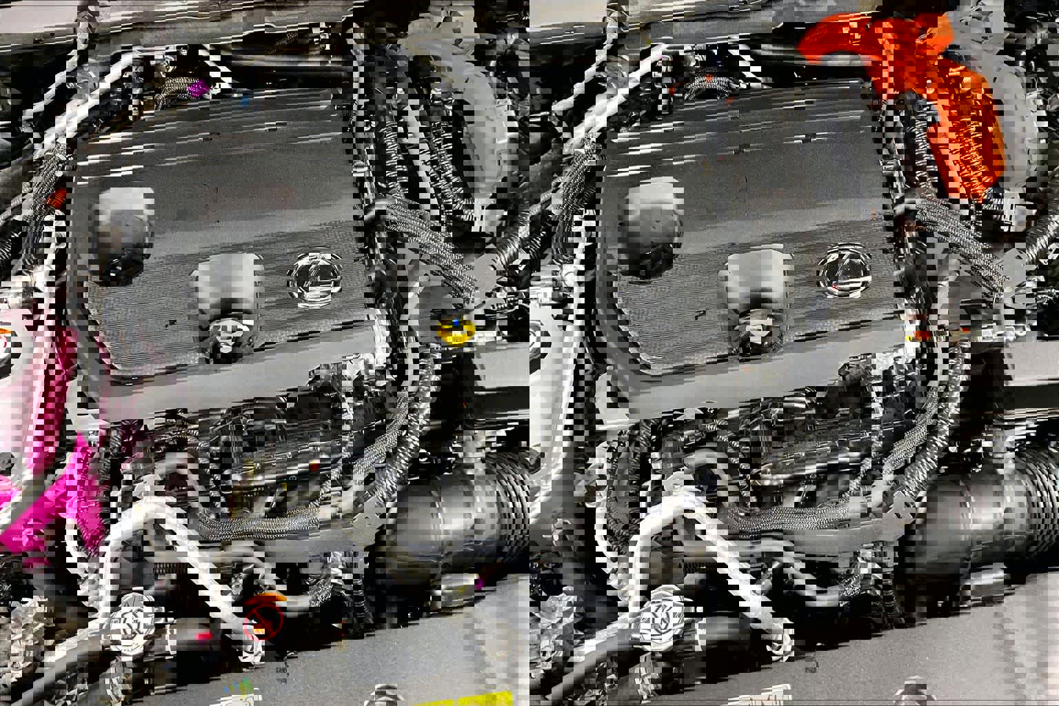 Used 2025 Lexus RX 450h Luxury w/ Convenience Package image 32