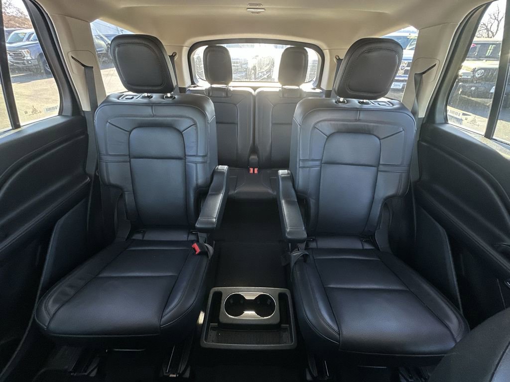 Used 2024 Lincoln Aviator Reserve image 23