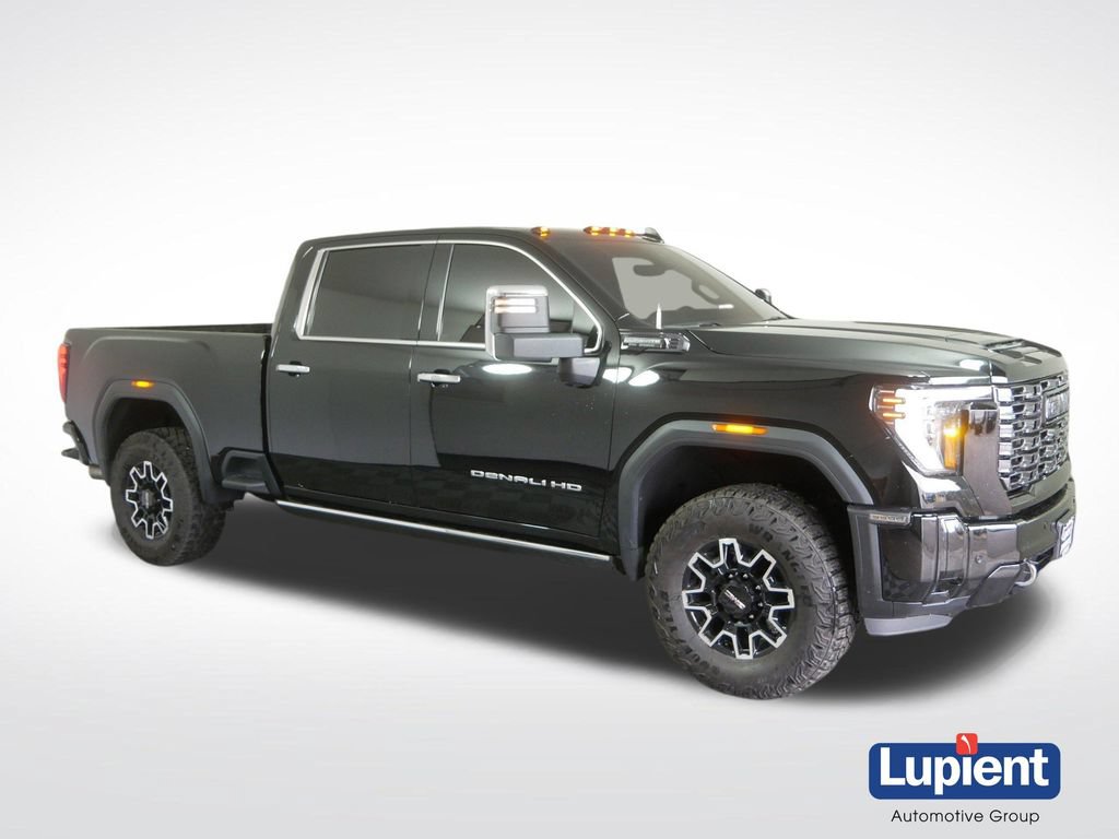 Used 2025 GMC Sierra 3500 Denali Ultimate AWD/4WD image 1
