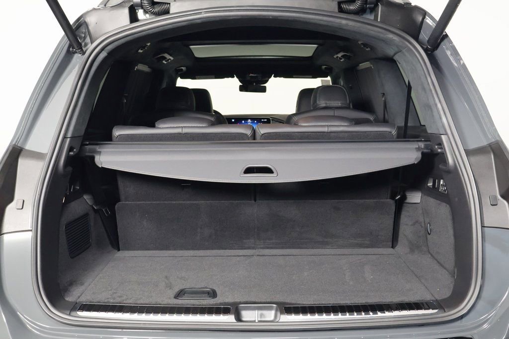 New 2026 Mercedes-Benz GLS 63 AMG 4MATIC image 9