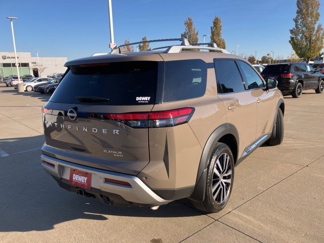 Used 2024 Nissan Pathfinder Platinum w/ Cargo Package image 6