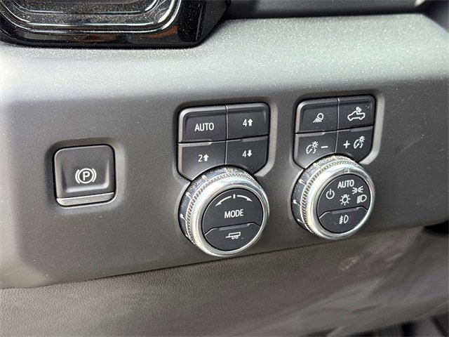 Used 2024 GMC Sierra 1500 AT4 w/ Technology Package image 23