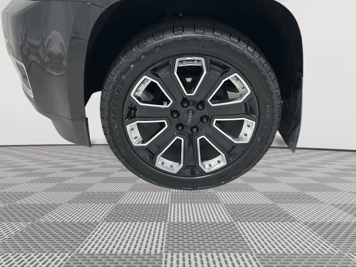 Used 2019 GMC Yukon SLT w/ Open Road Package image 30