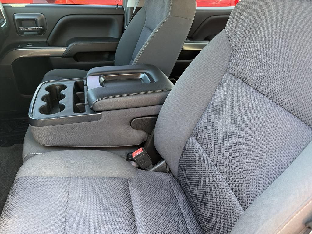 Used 2018 Chevrolet Silverado 1500 LT w/ All Star Edition AWD/4WD image 11