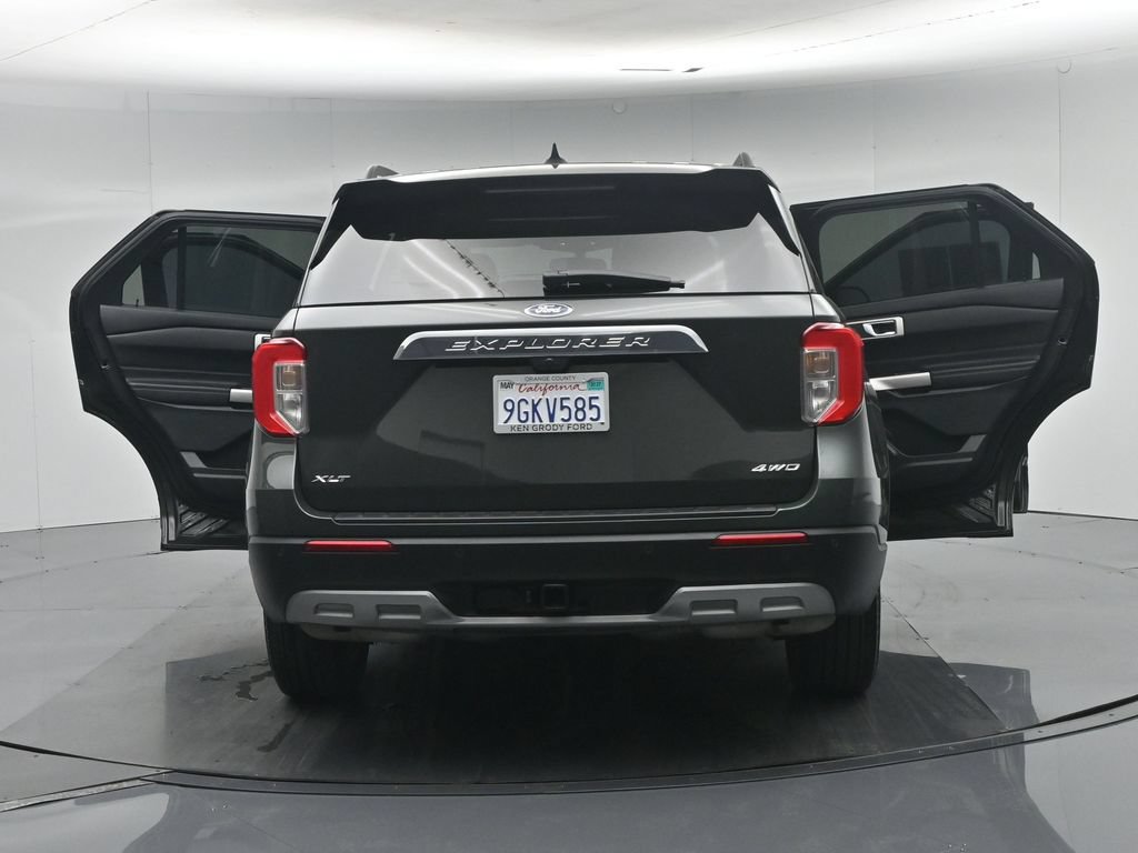 Certified 2023 Ford Explorer XLT w/ Equipment Group 202A AWD/4WD image 38