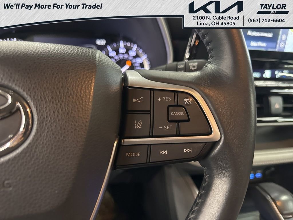Used 2022 Toyota Highlander XLE image 24
