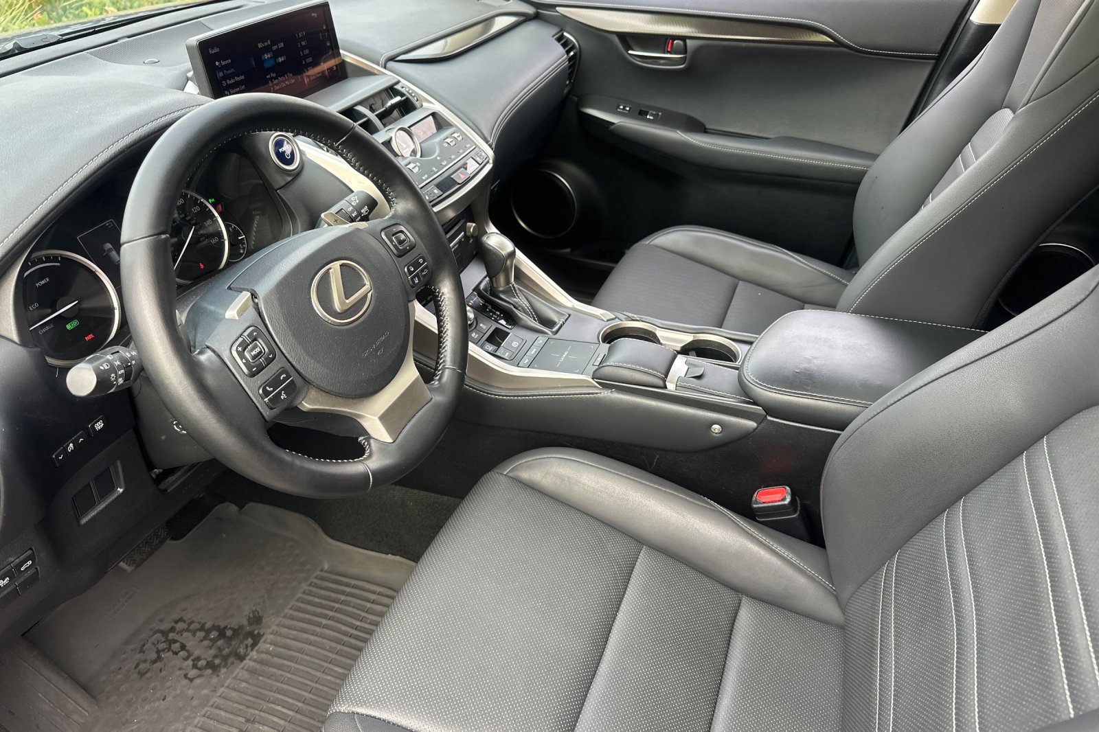 Used 2020 Lexus NX 300h NX 300h w/ Premium Package image 10