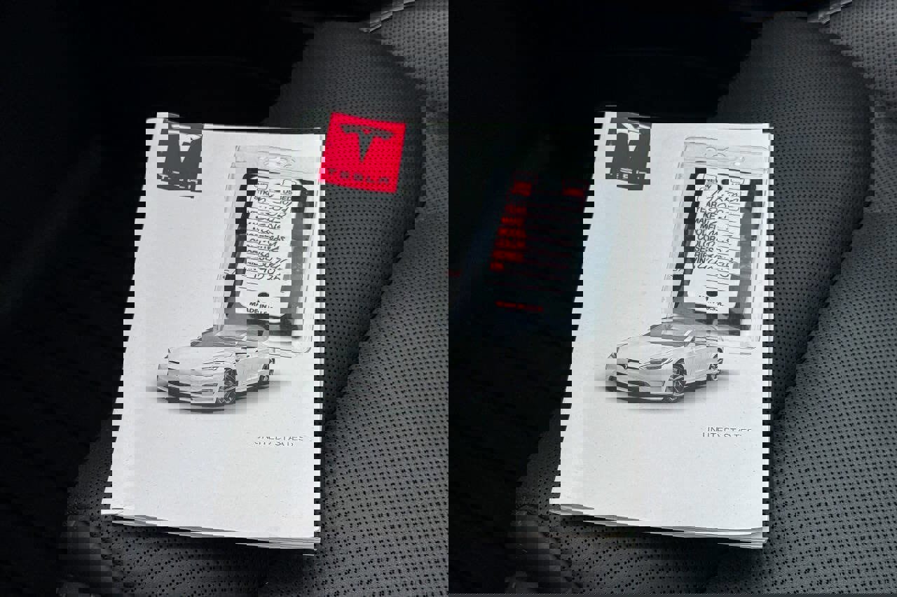 Used 2021 Tesla Model S Plaid image 38