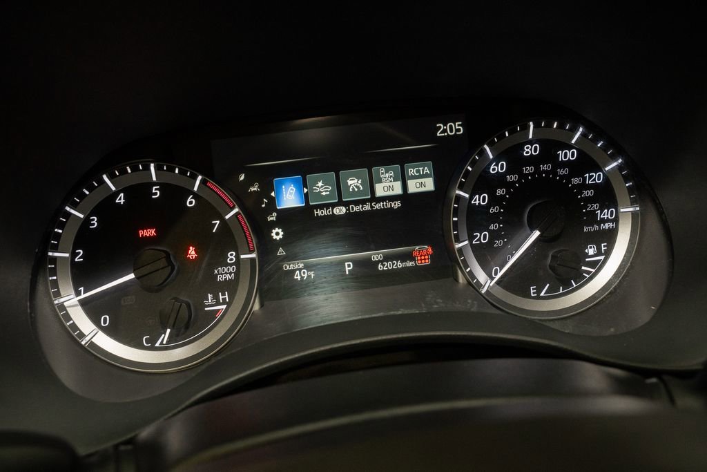 Used 2024 Toyota Highlander LE image 18