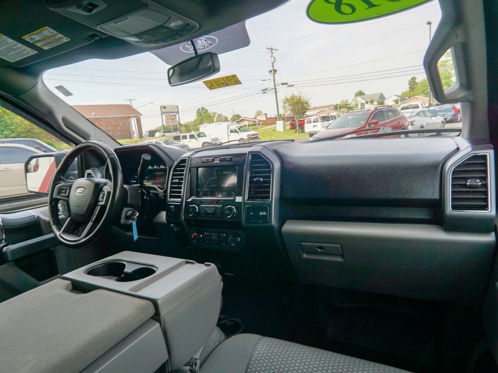 Used 2018 Ford F150 XLT w/ Equipment Group 302A Luxury AWD/4WD image 15