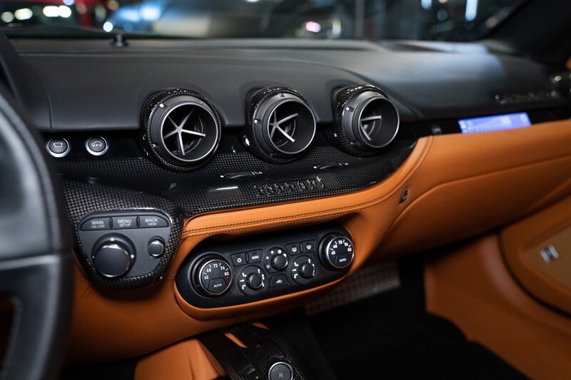 Used 2014 Ferrari F12 Berlinetta RWD image 29