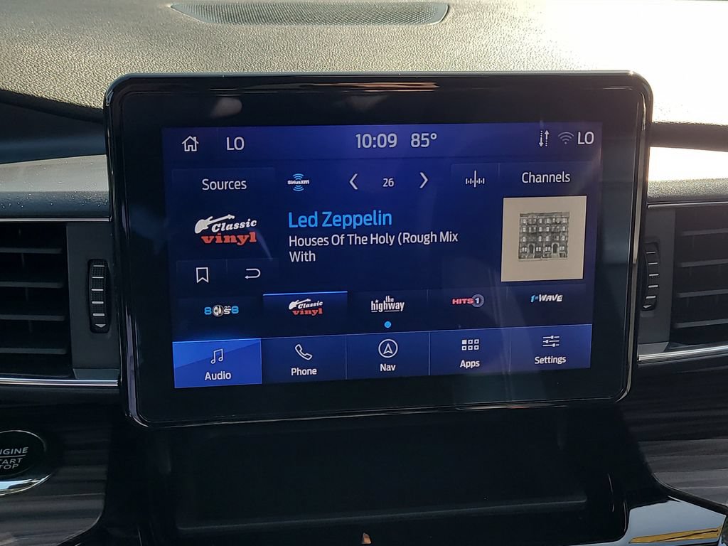 Certified 2024 Ford Explorer Limited RWD image 24