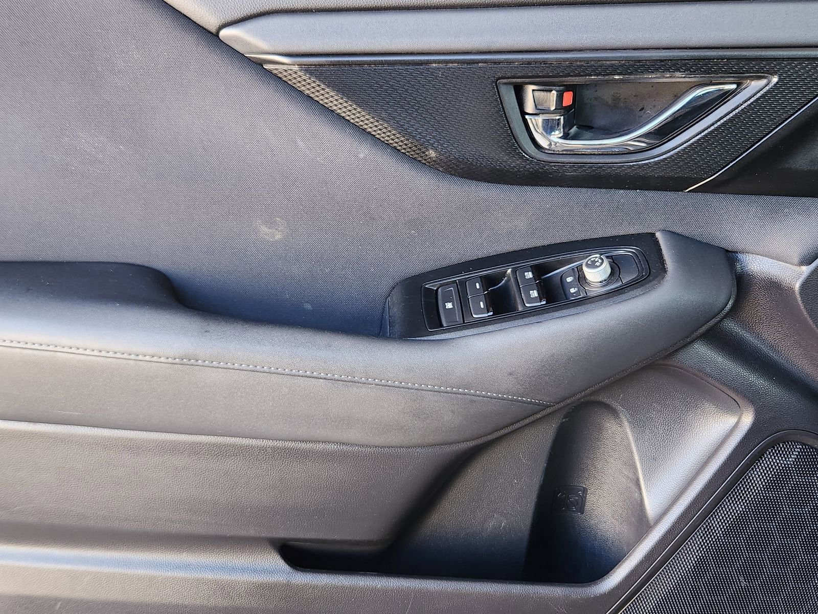 Used 2023 Subaru Outback Premium image 29