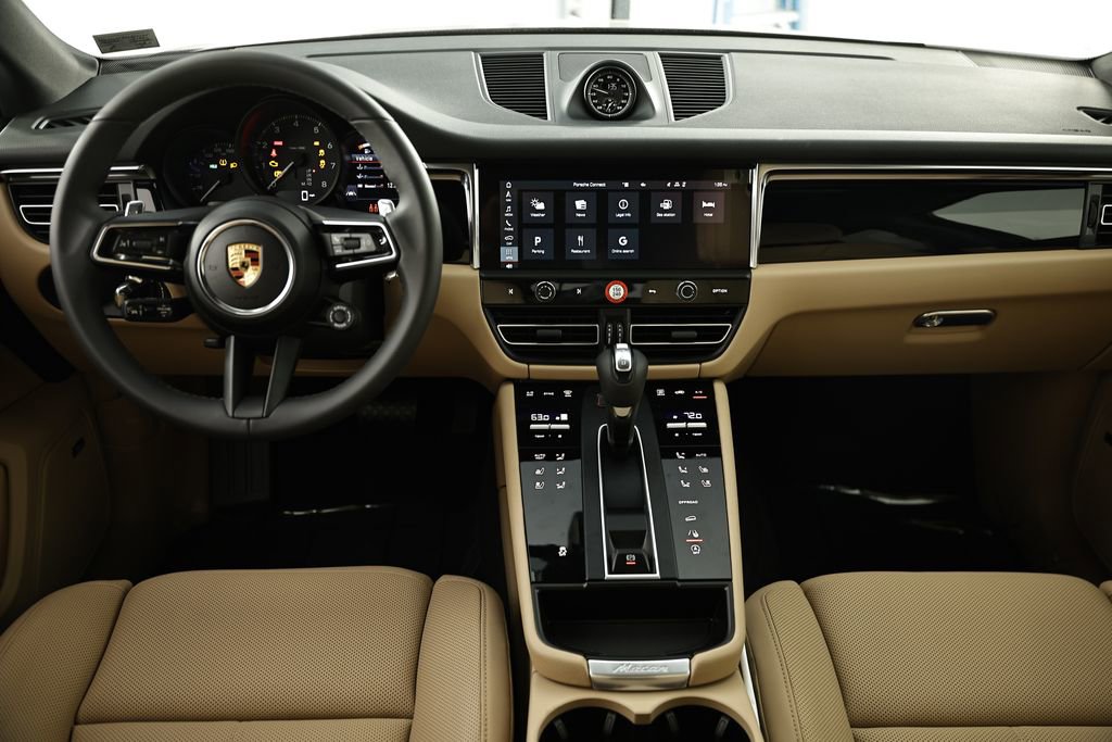 New 2026 Porsche Macan AWD/4WD image 29