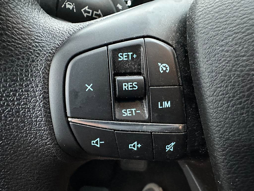 Used 2025 Ford Transit 350 XLT image 36