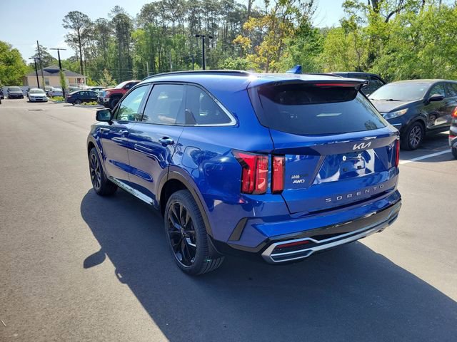 Used 2022 Kia Sorento SX image 3