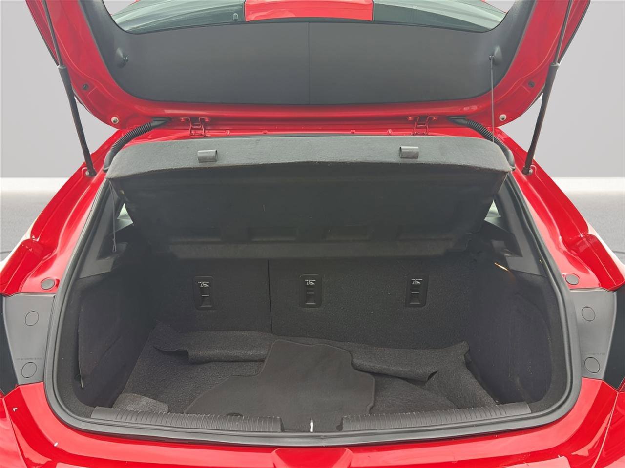 Used 2017 Chevrolet Cruze LT w/ Sun And Sound Package FWD image 27