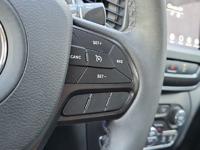 Used 2022 Jeep Cherokee Trailhawk AWD/4WD image 15