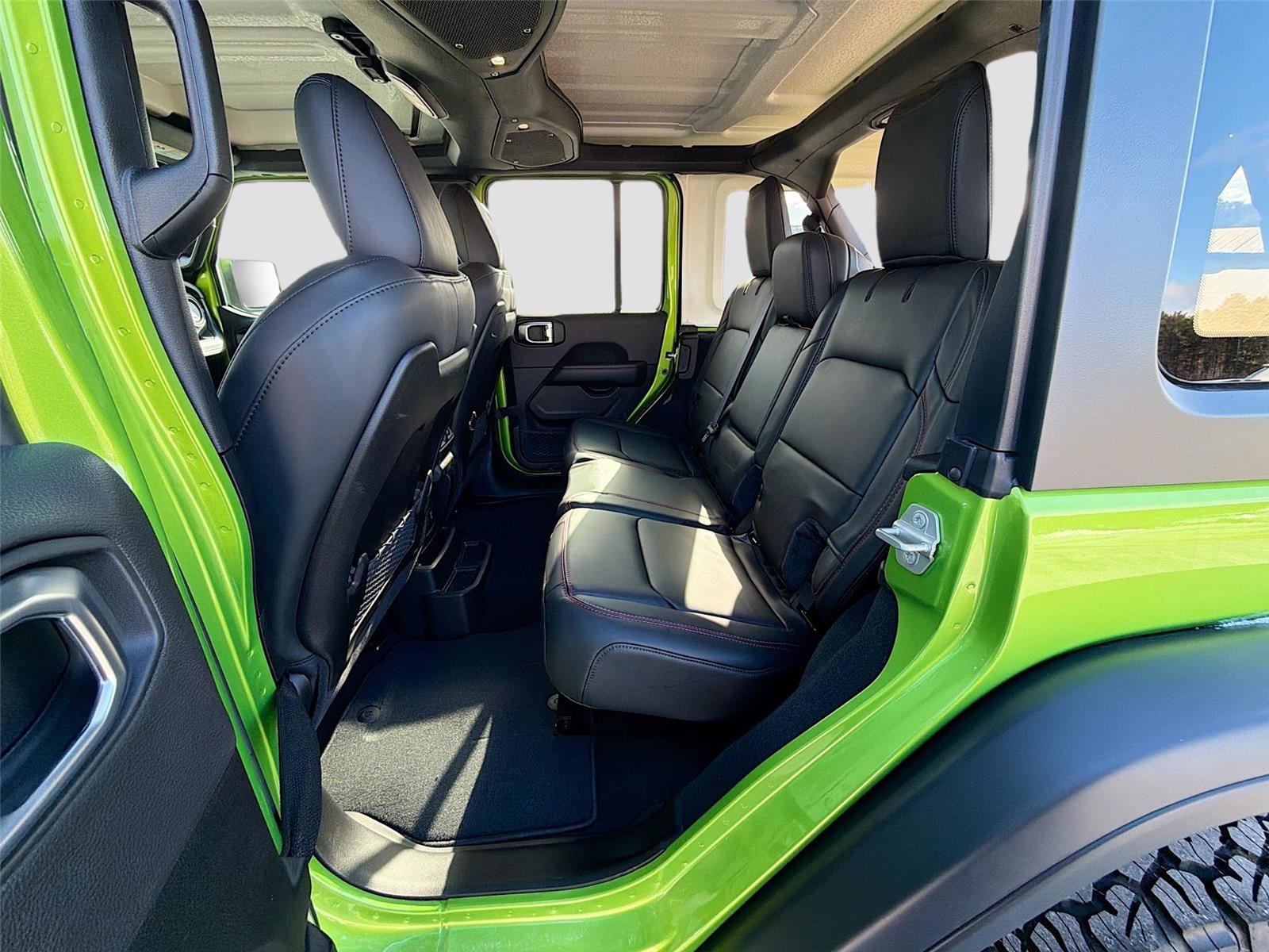 New 2026 Jeep Wrangler Unlimited Rubicon w/ Dual Top Group image 24