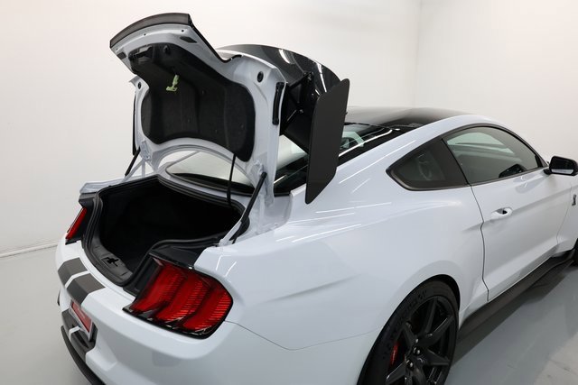 Used 2021 Ford Mustang Shelby GT500 w/ Carbon Fiber Track Pack image 62