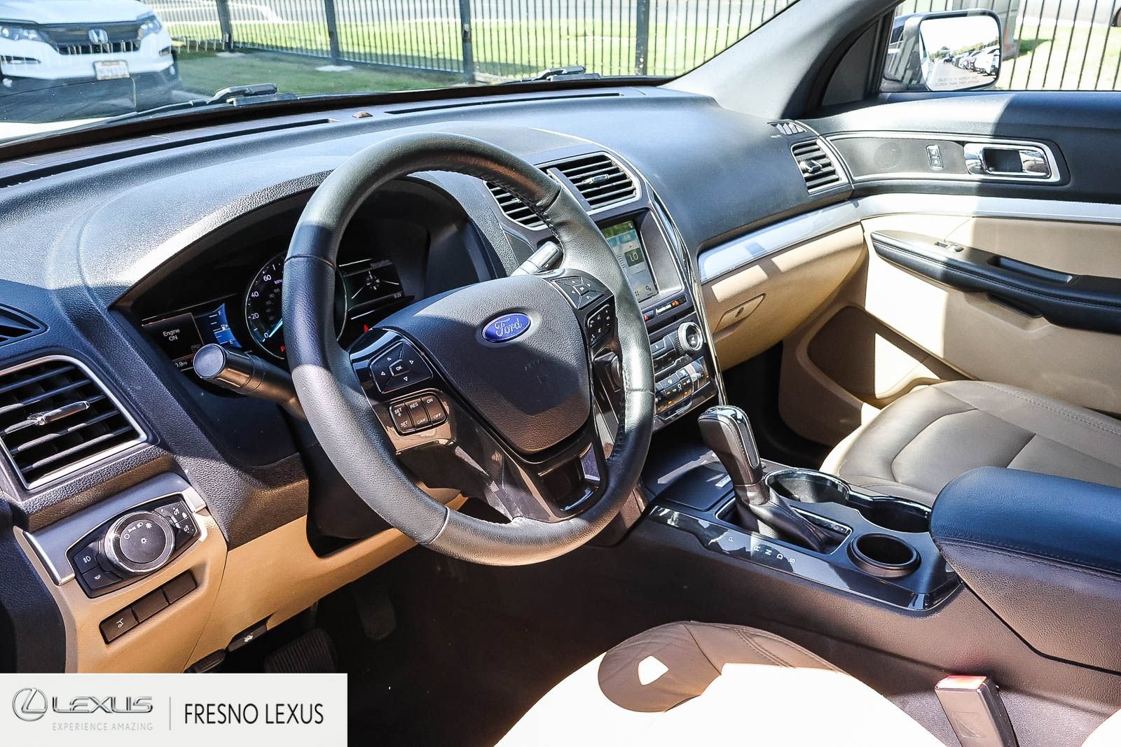 Used 2017 Ford Explorer XLT w/ Equipment Group 202A FWD image 19