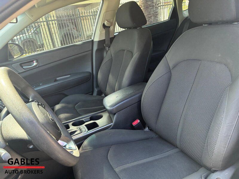 Used 2020 Kia Optima LX FWD image 18