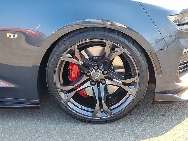 Used 2022 Chevrolet Camaro SS image 29